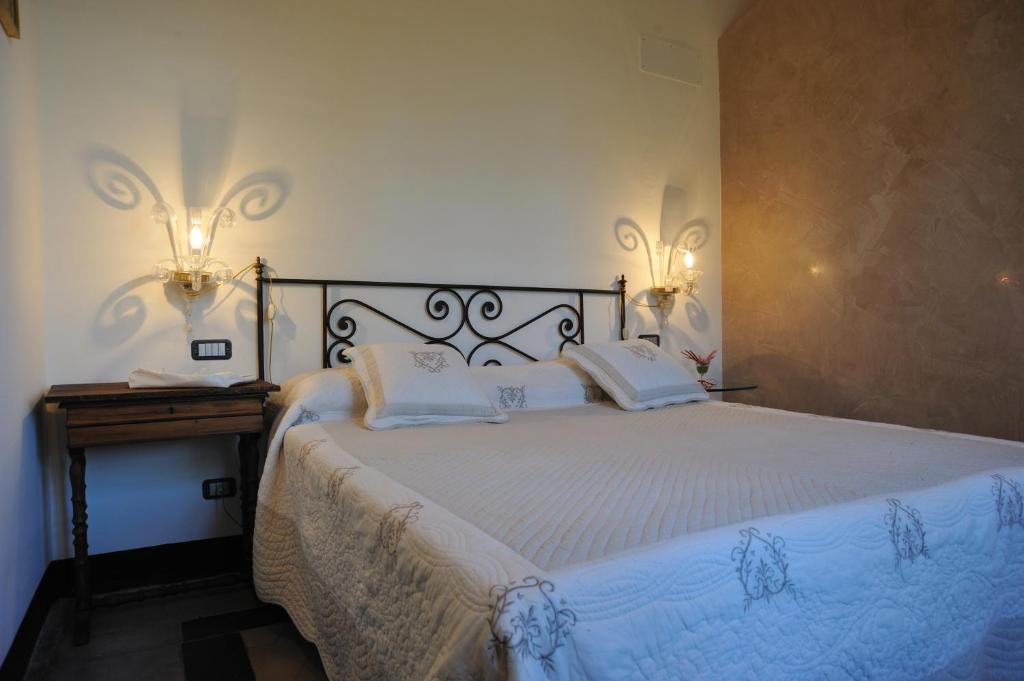 Villa Eugenia Cairo Montenotte Phòng bức ảnh